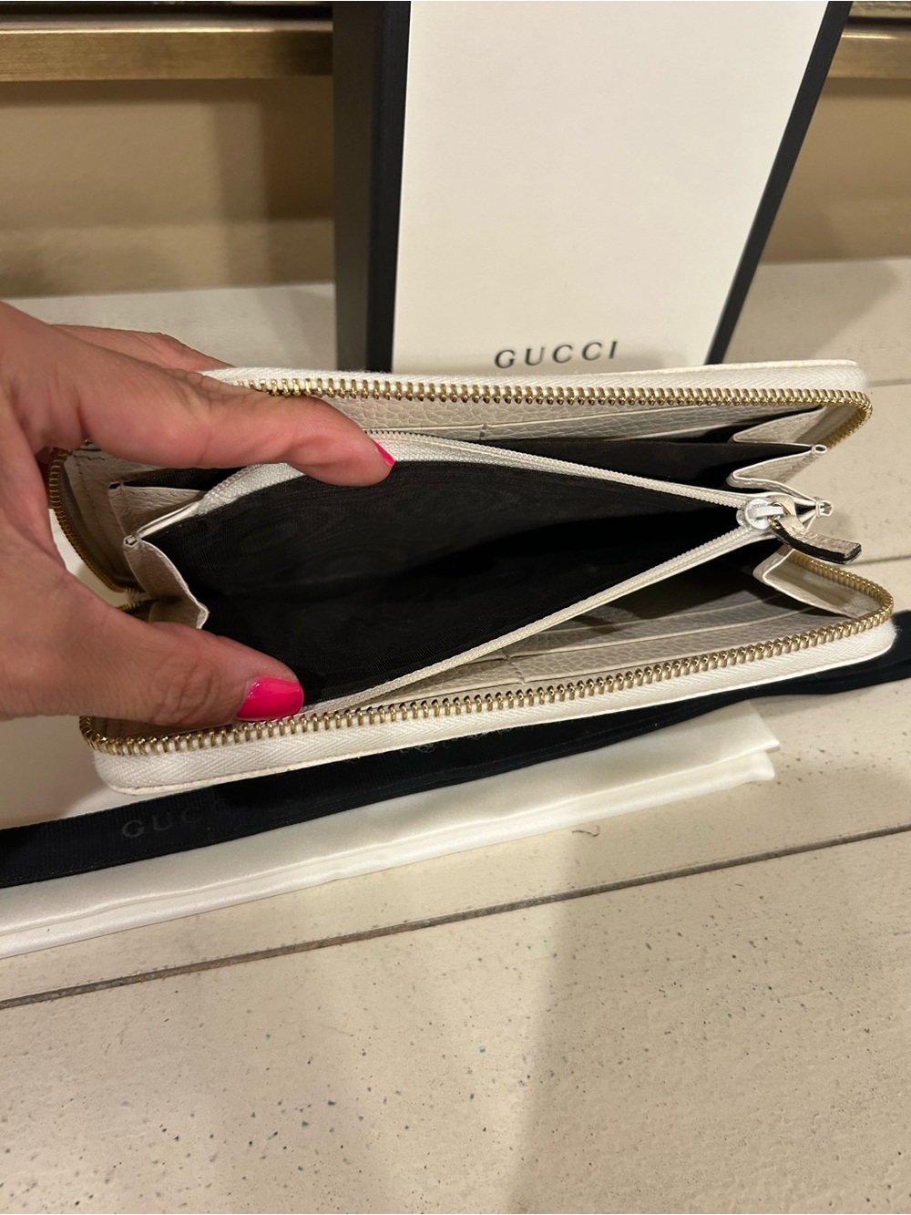 Authentic Gucci GG Marmont Zip-Around Wallet - Picture 4 of 7